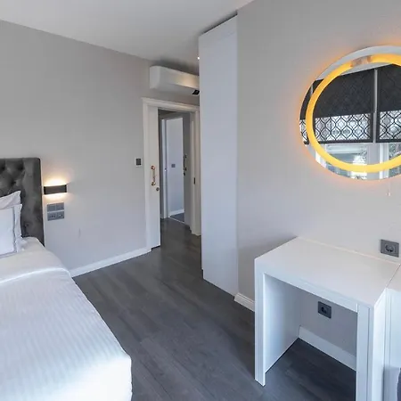 Loop Bosphorus Hotel 4*