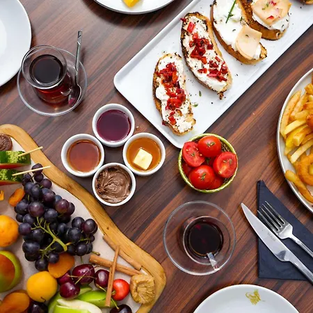 Loop Bosphorus Hotel Istanboel