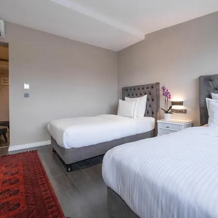 Loop Bosphorus 4*