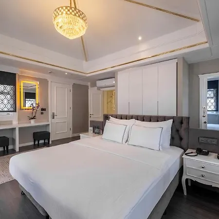Loop Bosphorus 4*