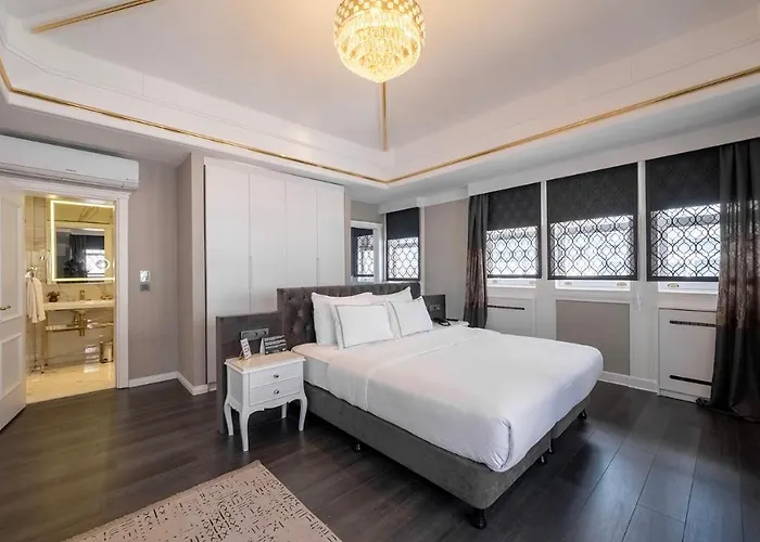 Loop Bosphorus Otel 4*