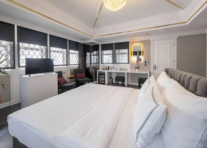 Hotel Loop Bosphorus 4*